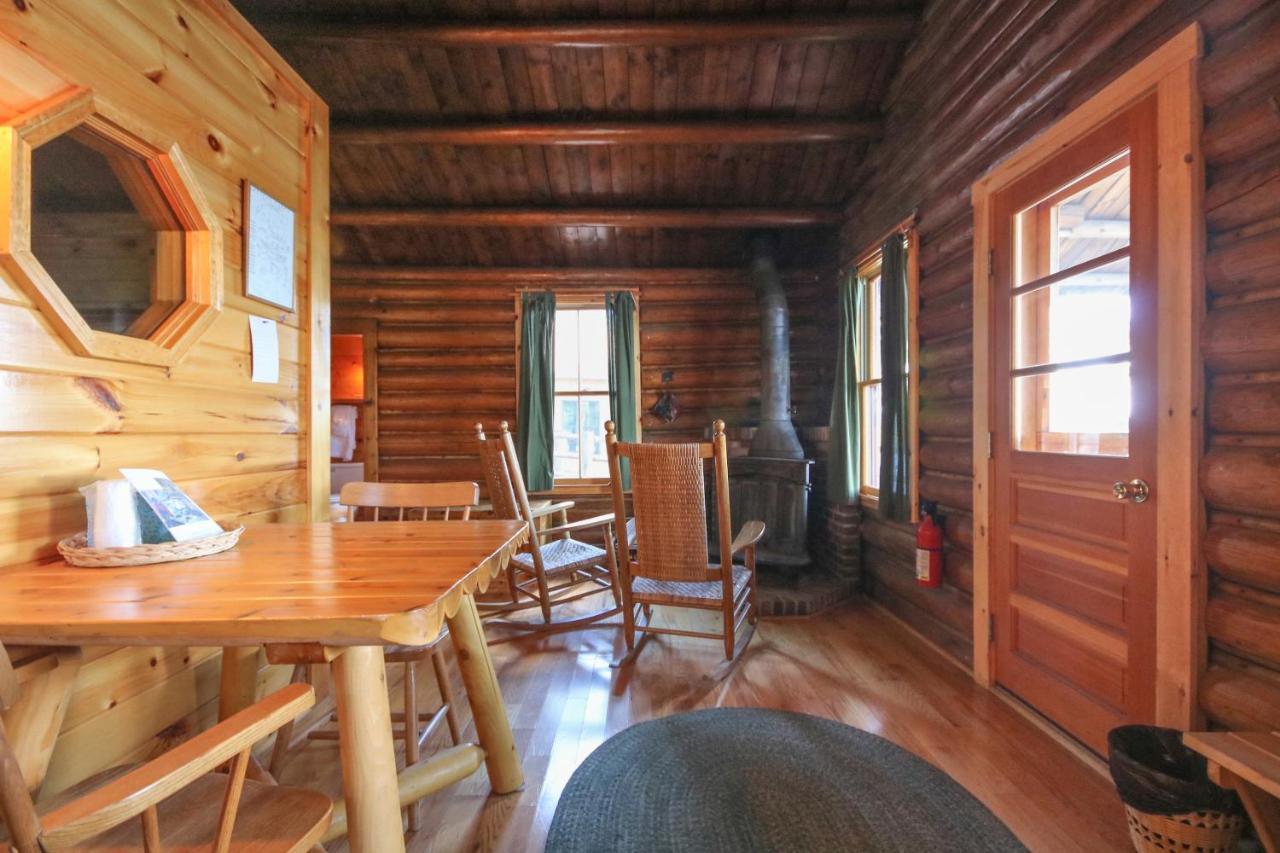 Attean Lake Lodge Jackman Εξωτερικό φωτογραφία